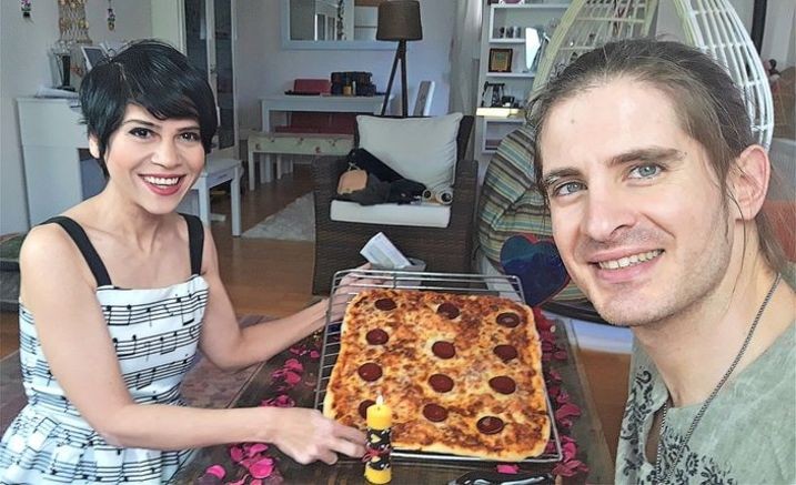 "Uşaq sahibi olmaqdan çox qorxuram" məşhur müğənnidən ETİRAF